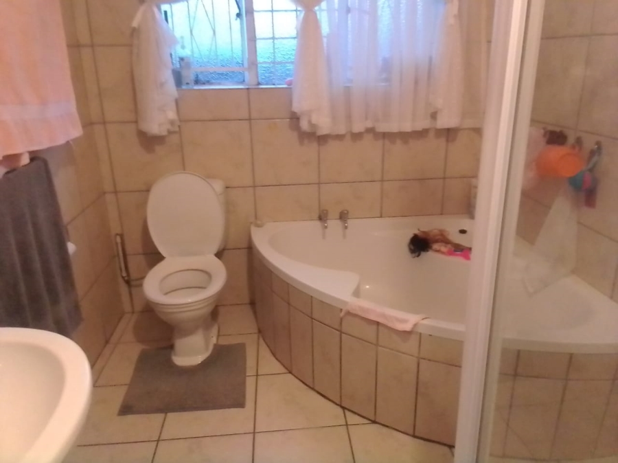 3 Bedroom Property for Sale in Aliwal North Eastern Cape